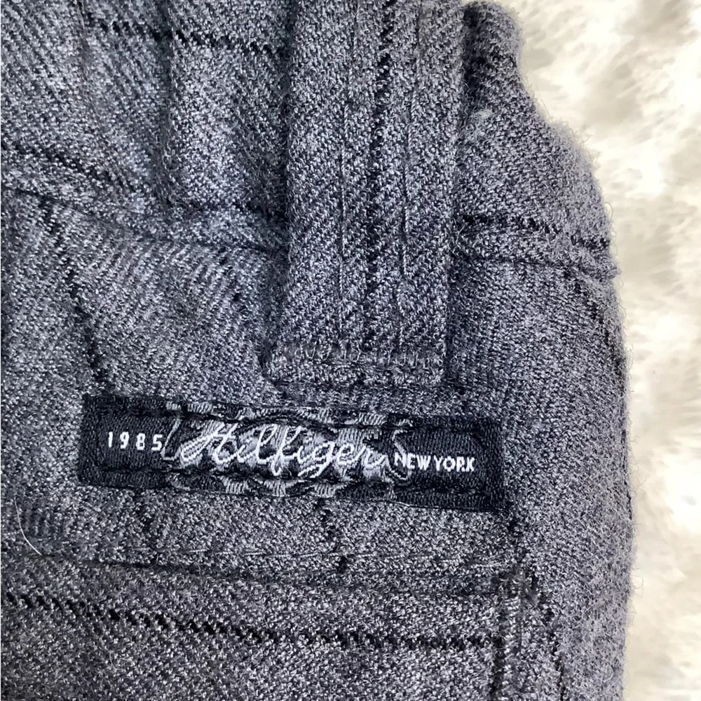Tommy Hilfiger Gray Formal Pants Size 6M to 9M 6-9M 👶🏼 - Picture 3 of 9